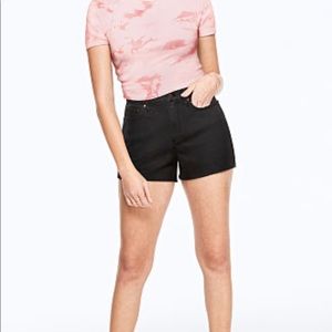 NWT High waisted jeans shorts size 28